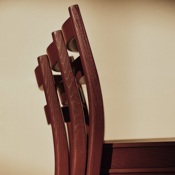 FERM LIVING Jídelní židle Boda, Dark Stained Beech