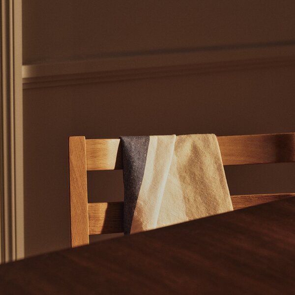 FERM LIVING Jídelní židle Boda, Dark Stained Beech