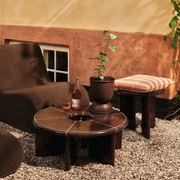FERM LIVING Květináč Hourglass, L, Rust