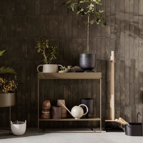 FERM LIVING Květináč Hourglass, L, Rust