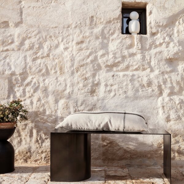 FERM LIVING Květináč Hourglass, L, Rust