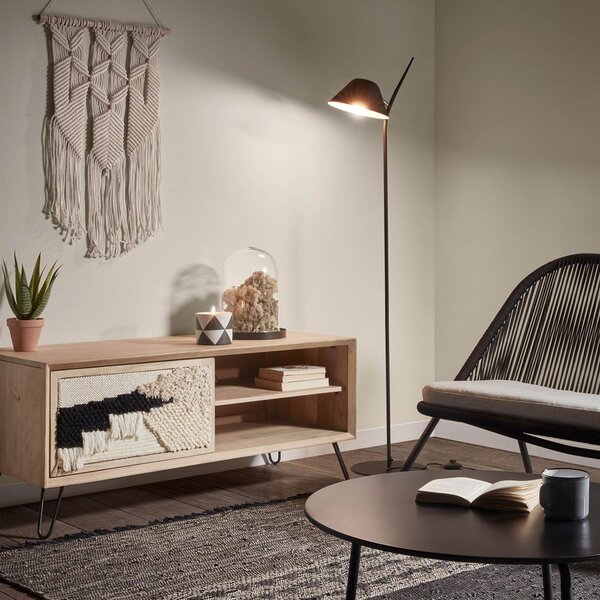 Černá kovová stojací lampa Kave Home Aurelia 152 cm