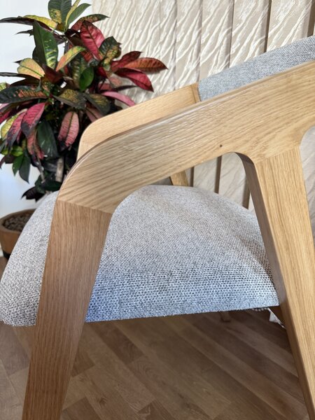 Massivo.cz Jídelní sestava Mona 100-138 cm s židlemi Frame Soft (Diosa 84)