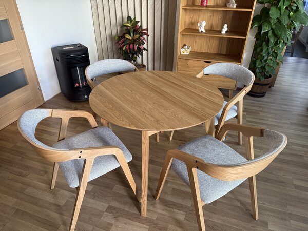 Massivo.cz Jídelní sestava Mona 100-138 cm s židlemi Frame Soft (Diosa 84)