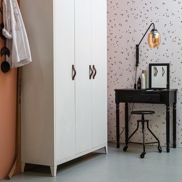 -25 % Dny MOMENTI– WOOOD Černý borovicový toaletní stolek Erin 75x38 cm