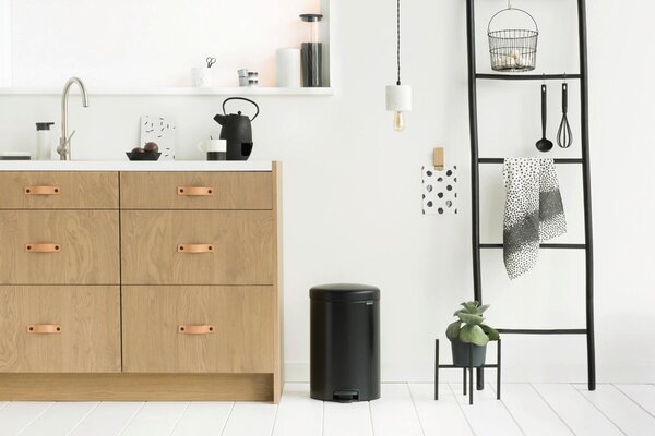 ODPADKOVÝ KOŠ 20 l Brabantia - Odpadkové koše