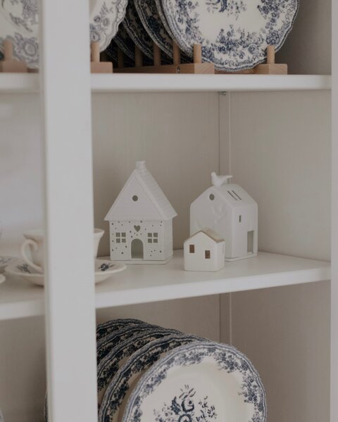 Porcelánový svícen Gingerbread House