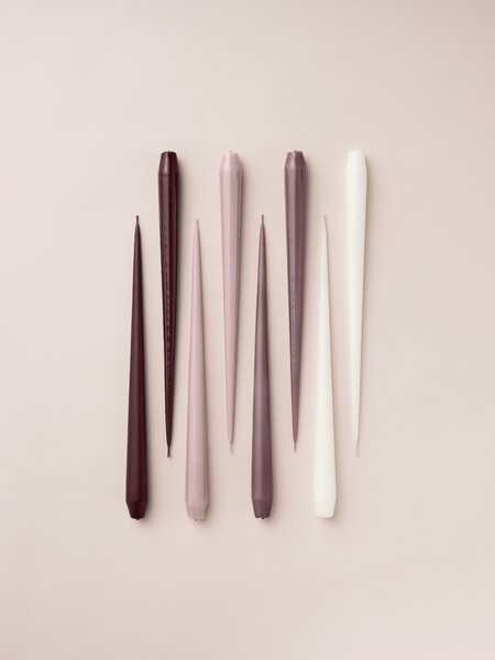 Ester & Erik Set svíček Taper - Aubergine Výška: 22 cm