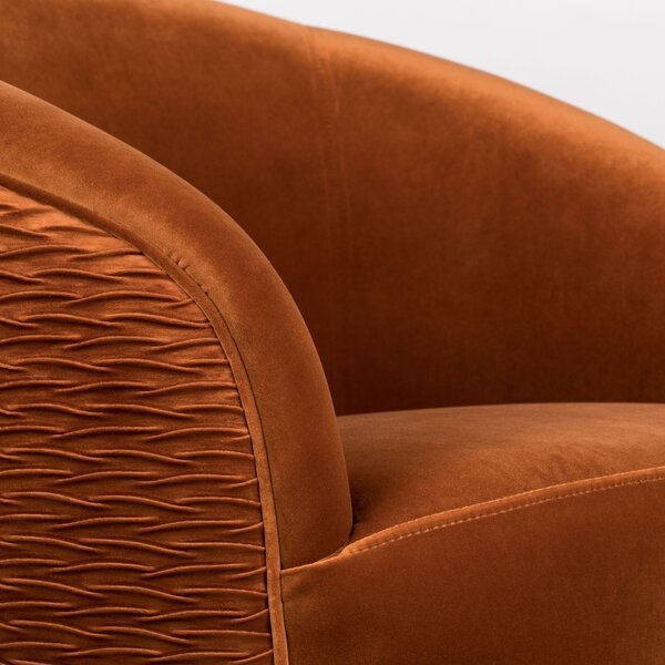 Oranžové sametové lounge křeslo Bold Monkey So Curvy