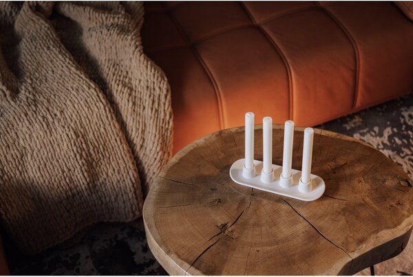 VOJA HOME Svícen TITANOR pro 4 svíce, Ø kalíšek 2,3 cm, 25 × 10 × 5 cm Barva: Černá (černý uhel)