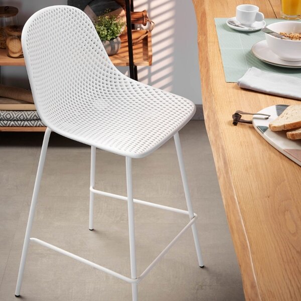 Kave Home Bílá plastová barová židle Quinby 75 cm