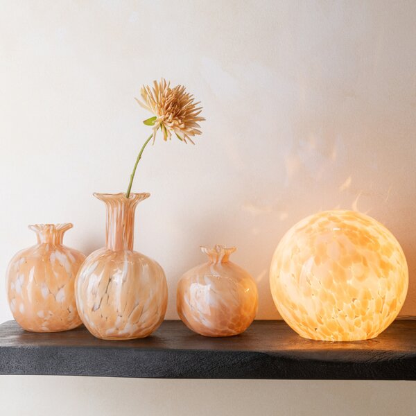 Oranžovo-bílá skleněná stolní lampa J-line Melifa 29 cm