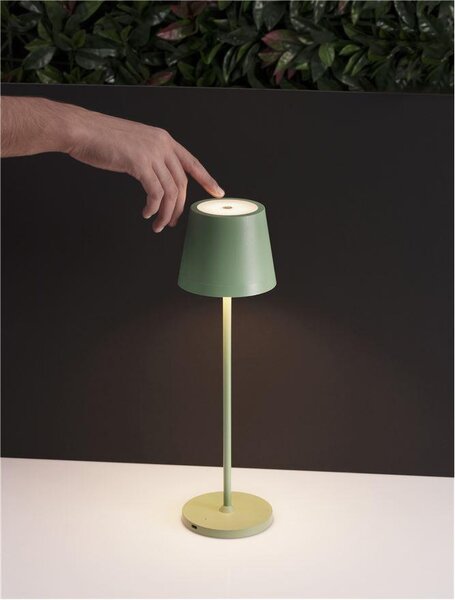 Nova Luce Venkovní stolní lampa SEINA, LED 2W 2700K 5V, IP54, nabíjecí s PG základnou nebo USB C kabelem Barva: Zelená
