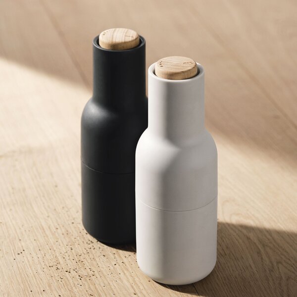 Mlýnek na sůl a pepř Bottle Ash/Carbon Beech – set 2 ks
