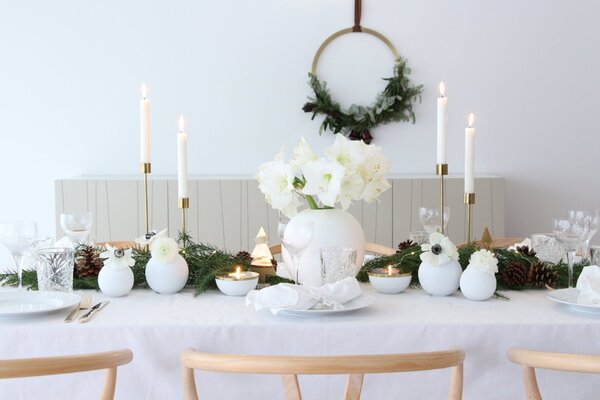 COOEE Design Svícen Candlestick Brass - 29 cm CED306