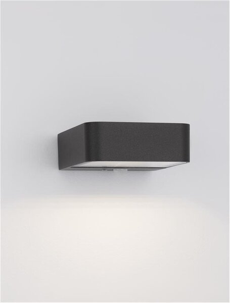 Nova Luce Venkovní nástěnné svítidlo TREDO, LED 2W 3000K 3.7V 106st. IP65, solární se senzorem