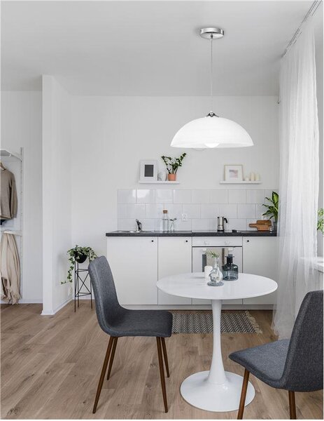 Nova Luce Závěsné svítidlo VINCA, bílé sklo, 40cm, E27 1x12W