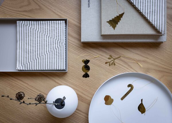 COOEE Design Sada zlatých ozdob Mistletoe Brass - 4 ks CED314