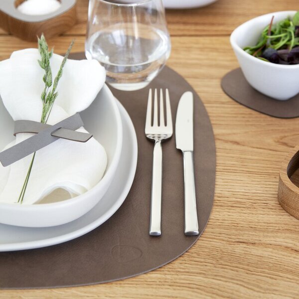 LIND DNA Oboustranné prostírání Curve Dinner - Black/Brown LND136