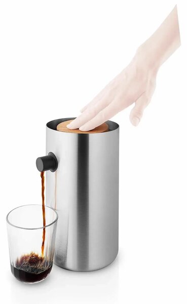 Termoska s pumpou Eva Solo Nordic Kitchen 1,8 l nerez – velkokapacitní designová nerezová pumpovací termoska na kávu a čaj
