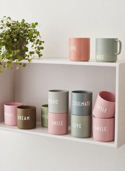 Design Letters Porcelánový hrnek FRIEND DL165