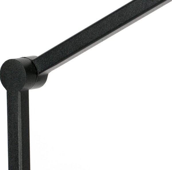 Černá kovová stojací lampa ZUIVER LUB