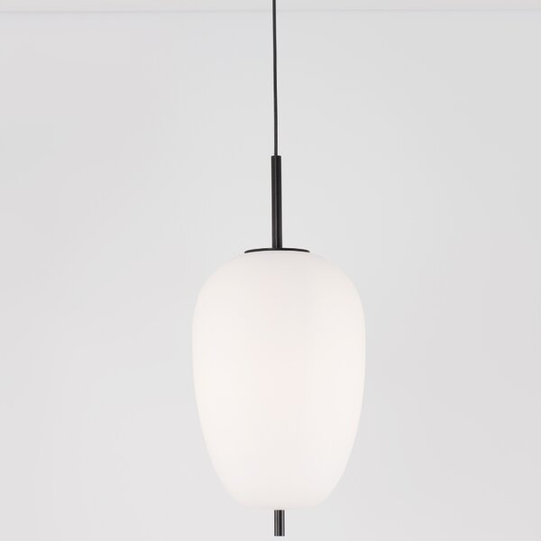 Opálově bílé skleněné závěsné světlo Nova Luce Lato 27 cm s černým zavěšením