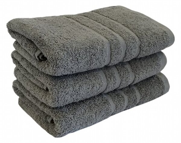 Froté ručník a osuška s vysokou gramáží. Rozměr osušky je 70x140 cm. Barva stříbrná