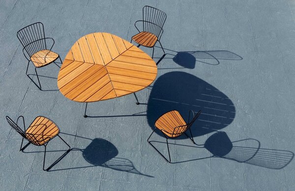 Přírodní bambusový zahradní jídelní stůl HOUE Leaf 146 x 146 cm