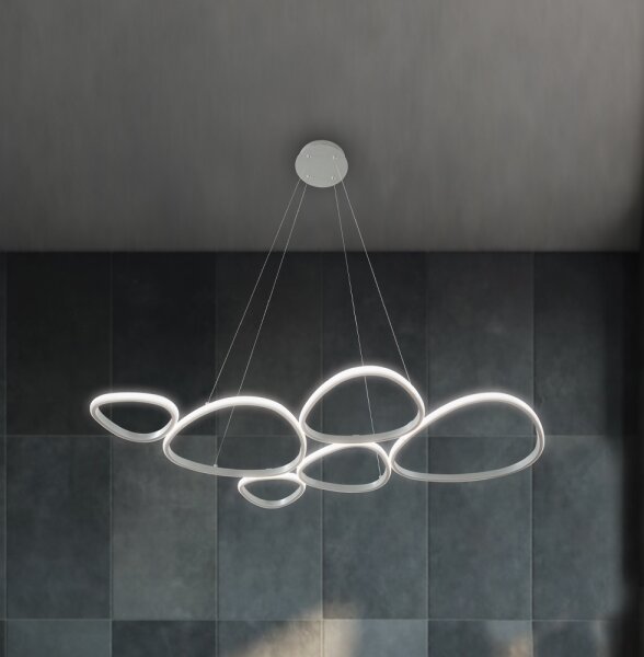 LED Lustr na lanku HELIX LED/61W/230V stříbrná