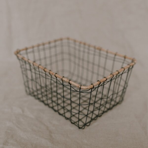 Drátěný košík 30 × 23 cm