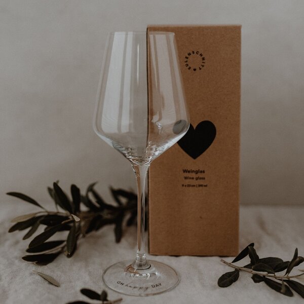 Sklenice na víno Oh Happy Day 390 ml