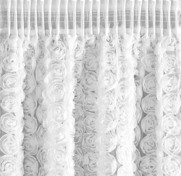 ZÁCLONA NA PÁSCE EVA MINGE ROSES1 140X270 CM BÍLÁ