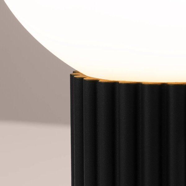 Stolní lampa Halo, 1x bílé skleněné stínítko, b