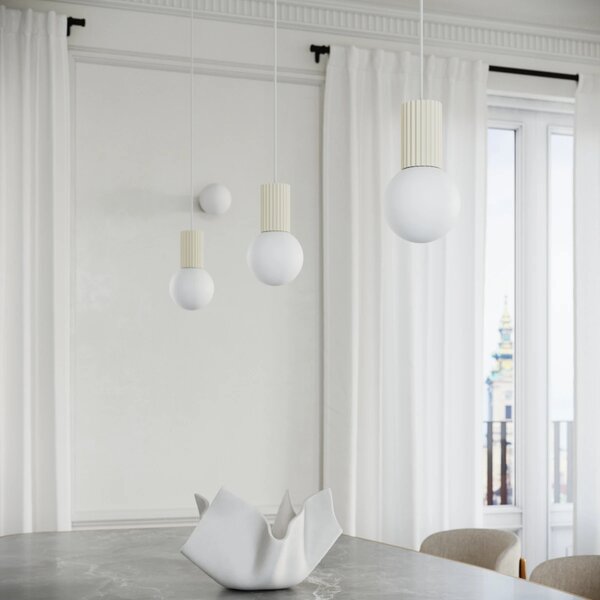 Stolní lampa Halo, 1x bílé skleněné stínítko, be