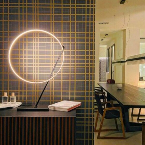 KDLN designové stolní lampy Poise