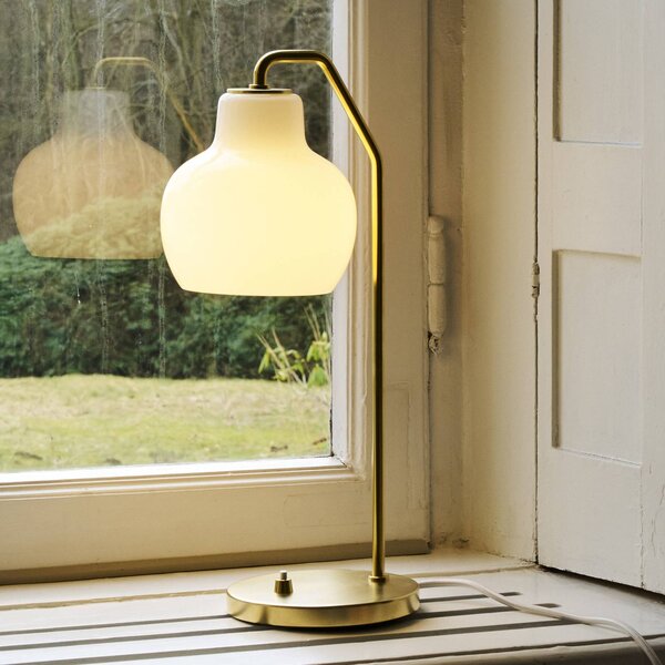 Louis Poulsen stolní lampa VL Ring Crown, bílá/mosaz, E14, Mosaz / zlato, Obývací pokoj / jídelna, Mosaz, Moderní