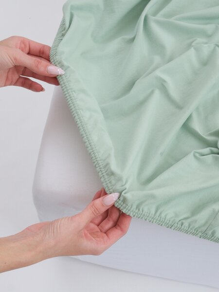 Jersey prostěradlo s elastanem Deluxe 90 × 200 cm – mátové