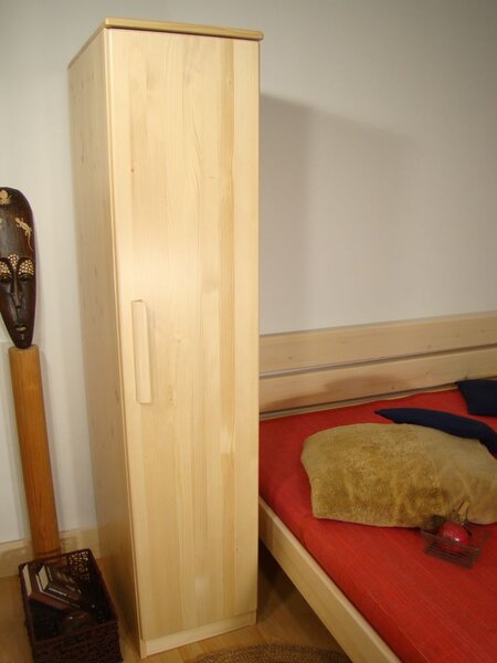 Úzká policová skříň z masivu LIKA 170x38x40 (dřevěná úzká skříň policová masiv LIKA 170 ROALHOLZ)