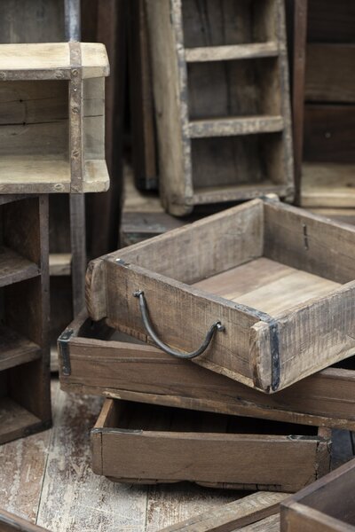 Box z recyklovaného dřeva Grasp Unique