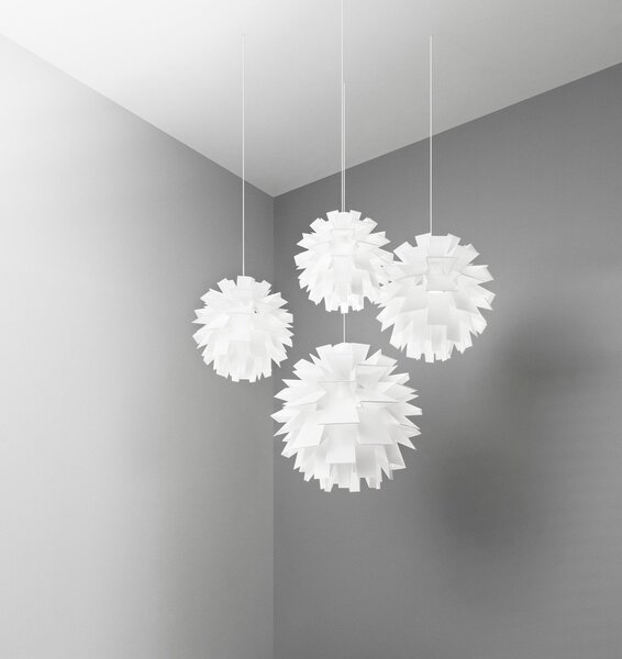 Závěsná svítidlo Normann Copenhagen, Bílá, Obývací pokoj, Plast