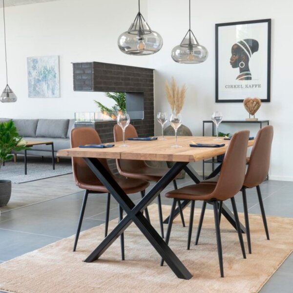 Nordic Living Dubový jídelní stůl Tolon 140x95 cm