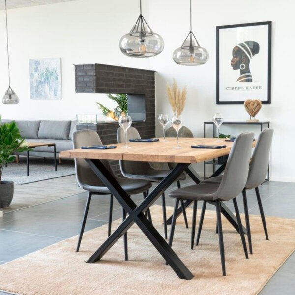 Nordic Living Dubový jídelní stůl Tolon 140x95 cm
