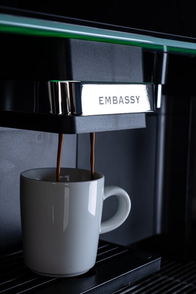 Embassy Bogota + lednice C22 na 2 mléka