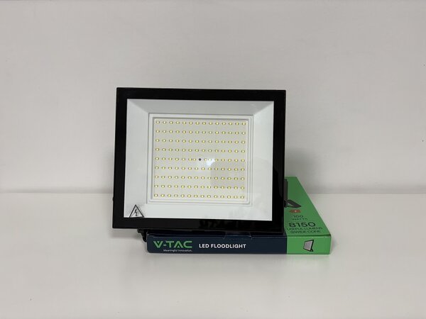 V-TAC Černý LED reflektor 100W, Studená bílá 6000 - 6500K