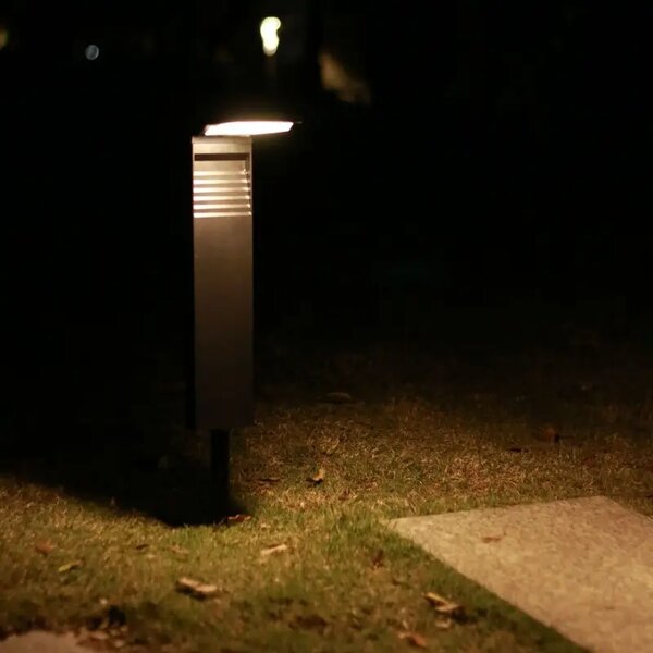 Solární LED zahradní lampa na zahradní sloup se senzorem soumraku