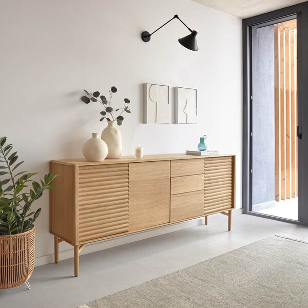LÉTO -15% Dubová komoda Kave Home Lenon 200 x 45 cm