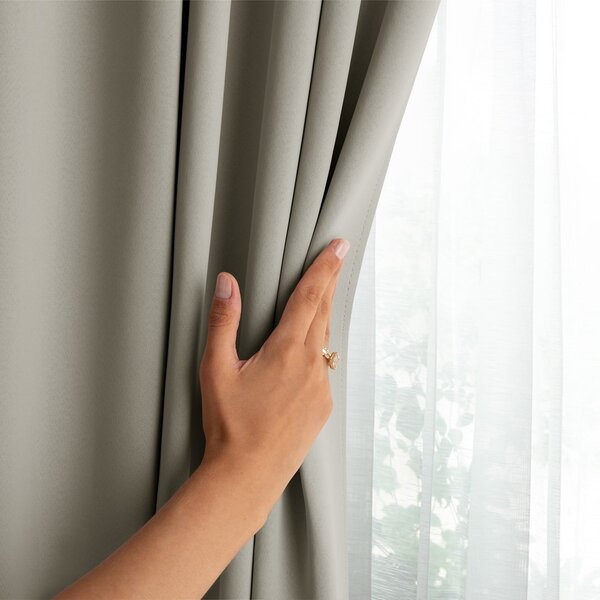 Závěs AmeliaHome Blackout s průchodkami světle béžový, velikost 140x245