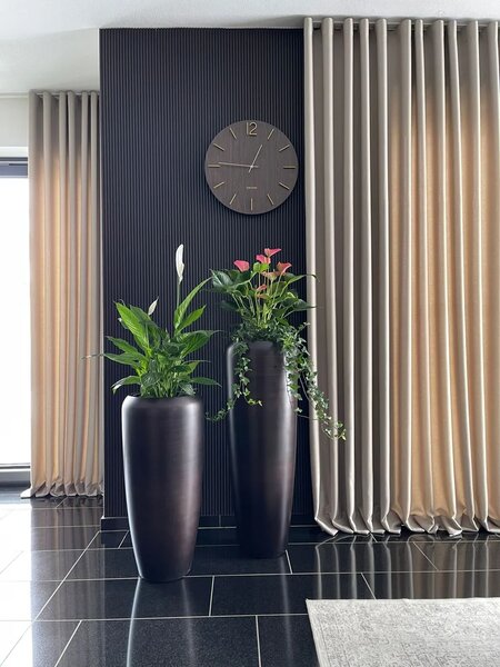 Luxusní květináč CAVITA, sklolaminát, výška 75 cm, černo-hnědý hedvábný mat
