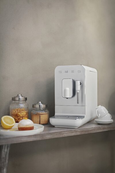 Smeg BCC12WHMEU Presovač Collezione II bílý matný